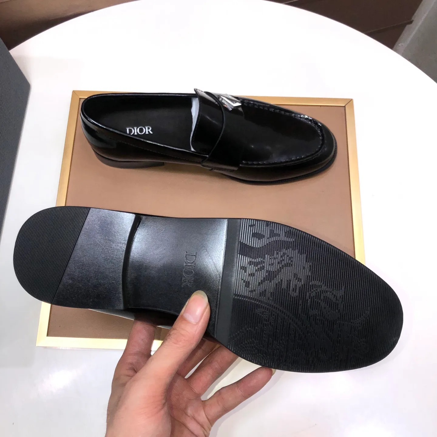 Men's shoes 💰580💰[Dior] (water-dyed cowhide lining) Dior original 1:1 high-quality factory, imported original materials, imported raw cowhide, water-dyed cowhide lining, original TPU outsole, code number: 39-44 (45 customized)